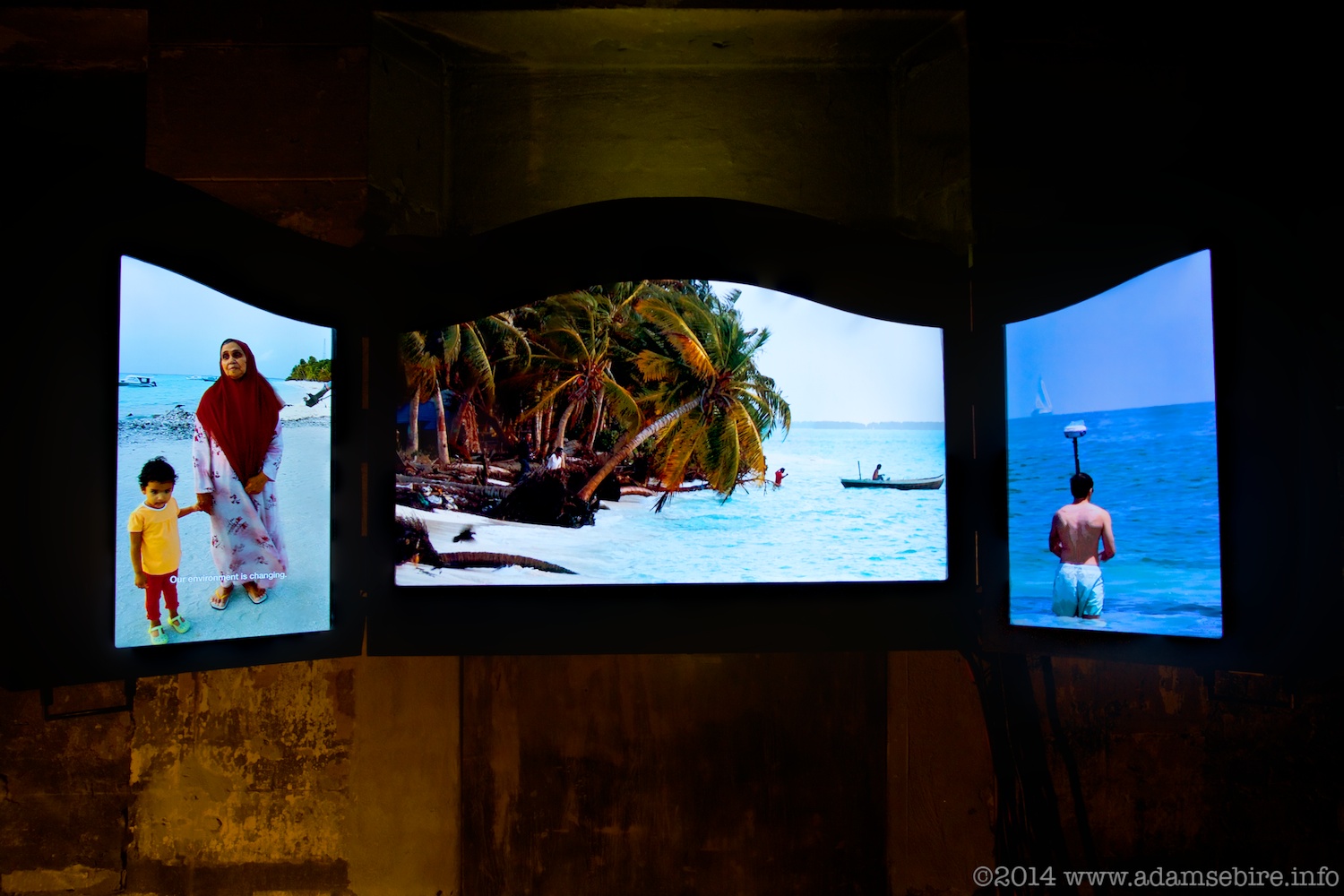 No Man is an Island (Polyptych Nº2)
Installation view  ©  2013 adamsebire@gmail.com